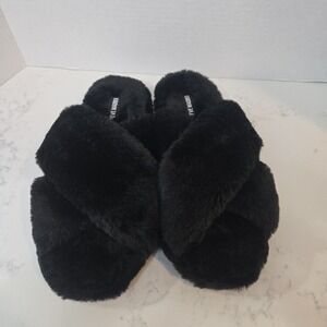 Steve‎ Madden Women's Faux Fur Criss Cross Comfy Slippers Size  Medium Black